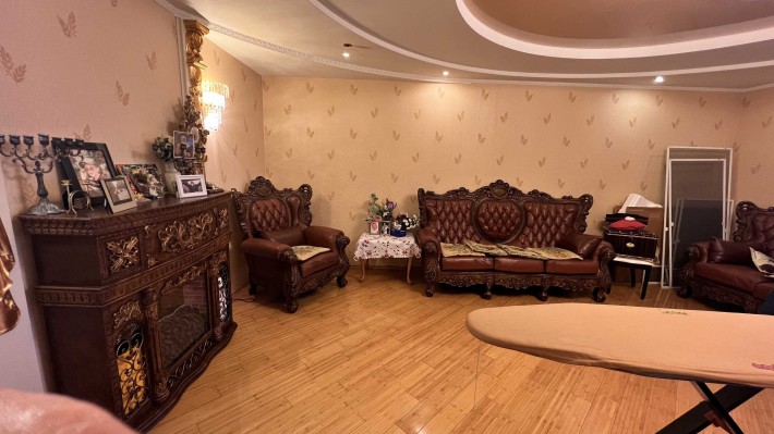 Продам трёхуровневую квартиру в  Черноморске! - фото 1