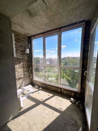 Продам однокімнатну квартиру в центрі міста - фото 1