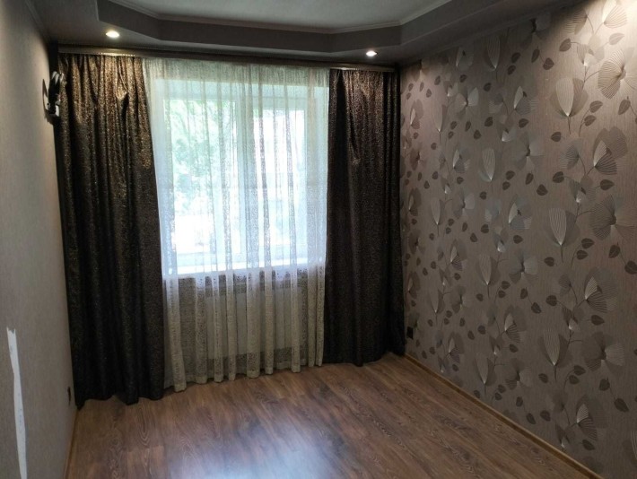 Продажа 2 комнатной квартиры ул Парковая, 2 этаж - фото 1