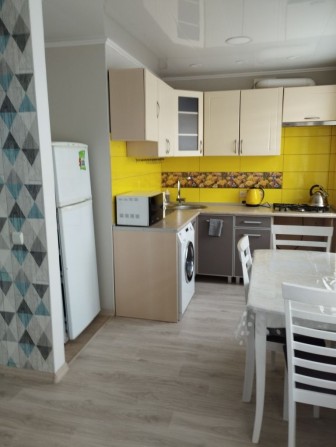 Продам 2х комнатную квартиру - фото 1