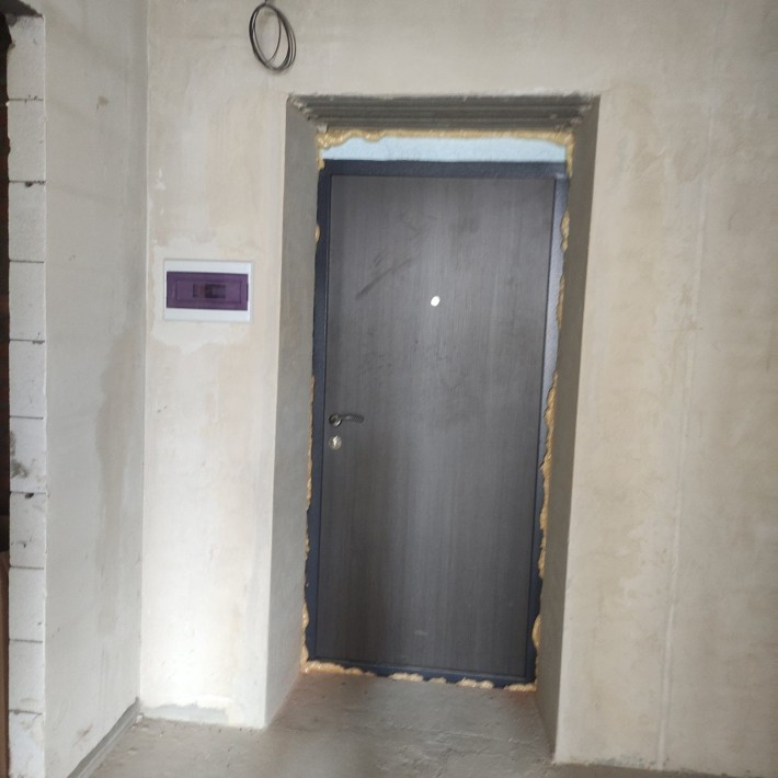 Продам 1-ну квартиру на 2 поверсі, в новому будинку - фото 1