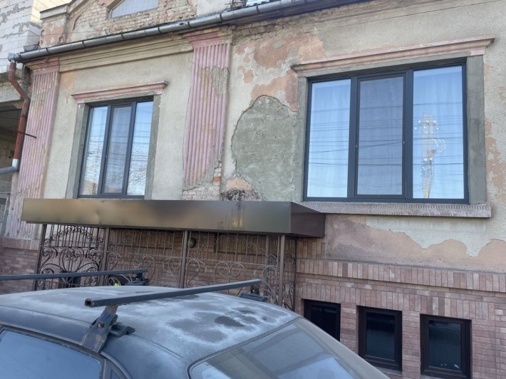 Продаж 2 кім напів особняк в центрі Духновича - фото 1