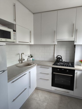Продам 2-х кімнатну квартиру - фото 1
