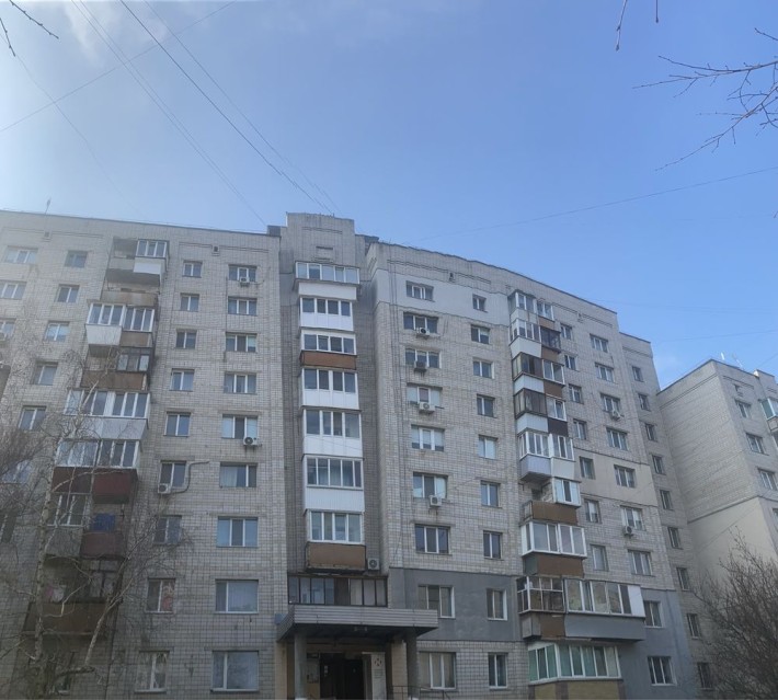 Продам 1о кімнатну квартиру Каштанова 28 - фото 1