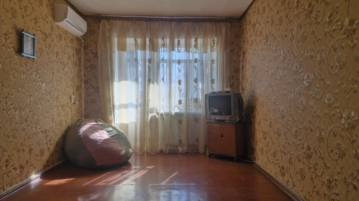 Продам 2х кімнату квартиру в центрі Павлограда вул Шевченка - фото 1