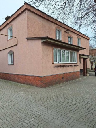 Трикімнатна квартира в м. Ромни, з індивідуальним опаленням, торг - фото 1