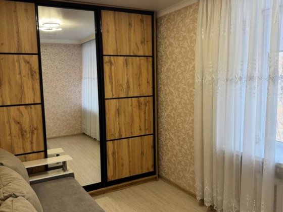 Продається охайна, світла квартира після ремонту 2-кімн 1 поверх БАМ Прилуки