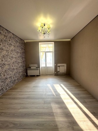 Продам 2-ух комн квартиру - фото 1