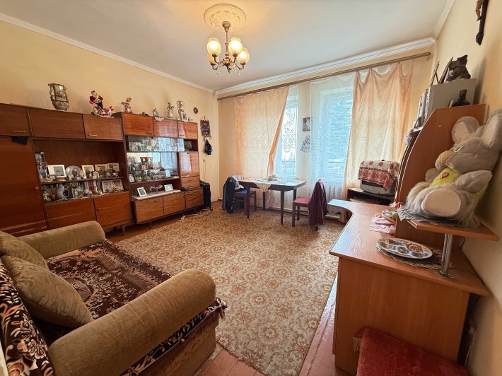 Продаж 3-кімнатної квартири у  м. Стрий по вул.Зубенка - фото 1