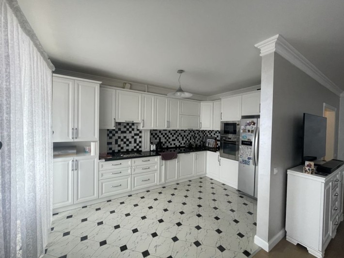Продаж 3к елітного житла на Крушельницькій 8 - фото 1