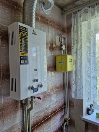 Продаётся 1к квартира , р-н 8-й Школы. - фото 1