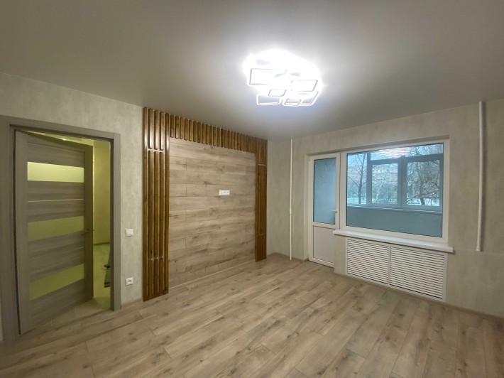 Продается 2к квартира после нового ремонта 2022 года (Артема).Этаж 2\9 - фото 1