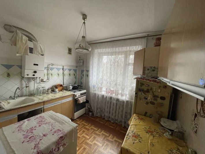 Продаж двокімнатної квартири на Гречанах. - фото 1