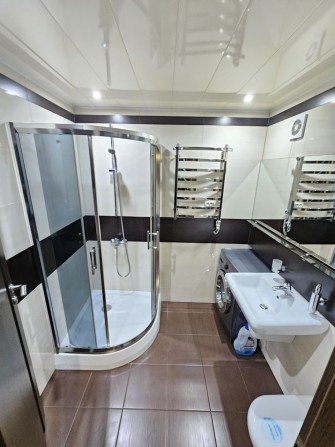Продам 1-кім квартиру на другому поверсі - фото 1