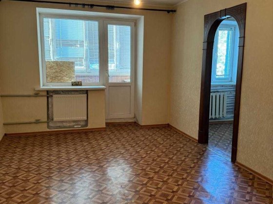 Продам 2-х ком.кв. в абсолютном центре г. Чугуева. Чугуїв