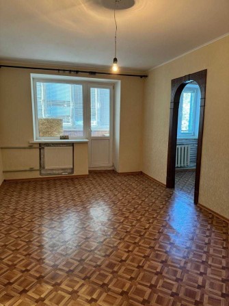 Продам 2-х ком.кв. в абсолютном центре г. Чугуева. - фото 1