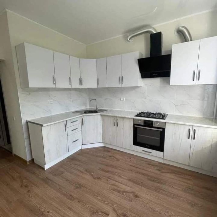 Продаж 3кімнатної квартири з  ремонтом - фото 1
