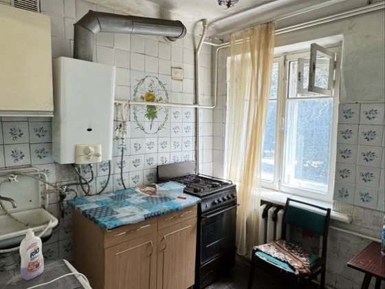 Продам 1 ккв в центре города Чугуїв