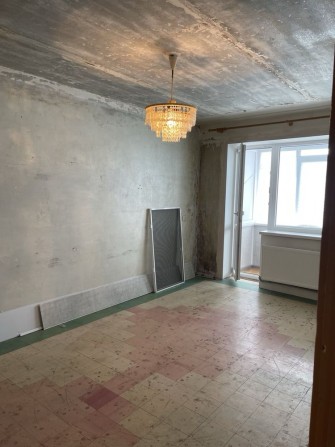 Продаж 1-кімнатної квартири по вул. Електрометалургів (стадіон) - фото 1