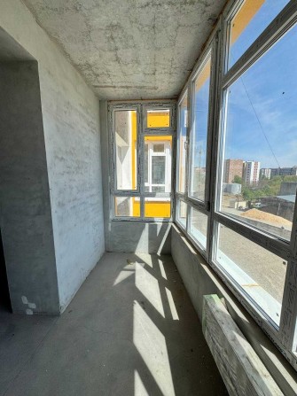 Продаж однокімнатної квартири в районі Виставки. Забудовник Рауш. - фото 1