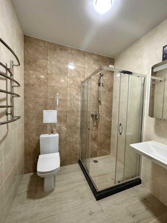 Продам 1кв Виставка 4/10 новоб 45000₴ - фото 1