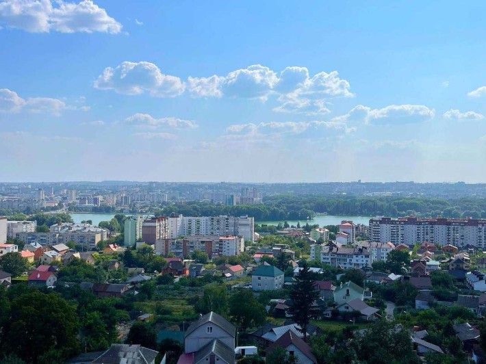 Однокімнатна квартира на Виставці(Костел). Неймовірний вигляд. - фото 1
