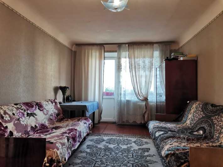 Центр Міста,2 кімнатна квартира Жилий стан , поверх 4/5,закрити двір - фото 1