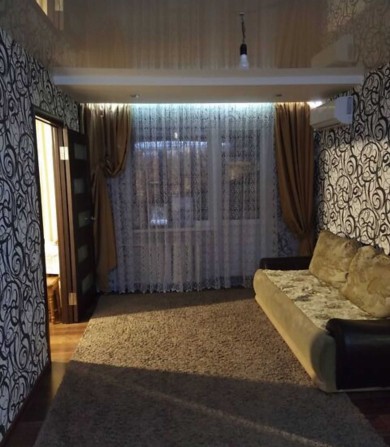Затишна 2-кімнатна квартира, в хорошому районі міста! - фото 1