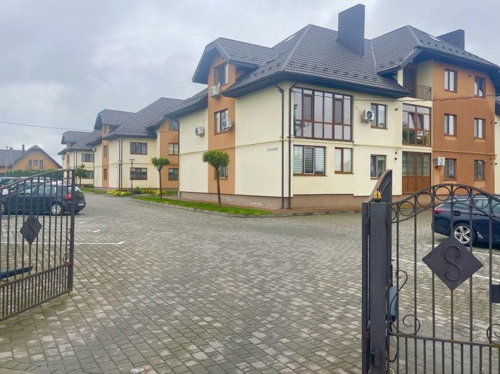 3-кімнатна квартира з ремонтом і меблями, с. Струмівка (Луцьк) - фото 1
