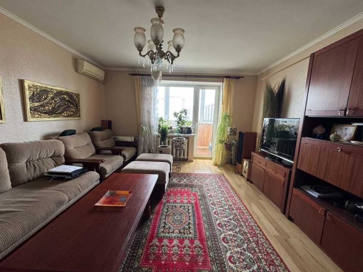 Продам 3 комнатную квартиру на Юбилейном - фото 1