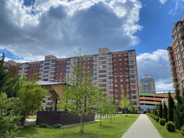 Редкое предложение 2 ком.кв. 70 кв.м. ЖК Днепровская Брама - фото 1