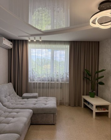 Продам Лучшая 2 ком.квартира ЖК Днепровская Брама - фото 1