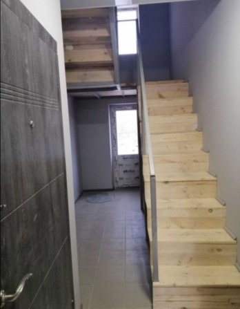 Продам 2 ком. квартиру. Новострой. Коттеджный Городок. Голубое Озеро. - фото 1