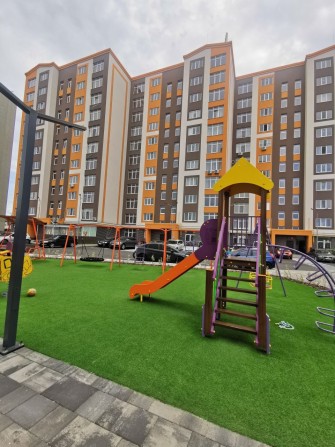 Крюківщина  Оранж парк - фото 1