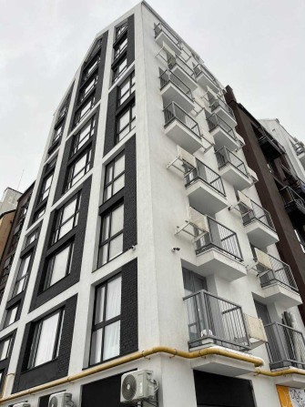 Продається велика 1-кімнатна квартира в ЖК "Білий шоколад" центр - фото 1