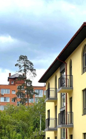 2к квартира в клубному  будинку! Індивідуальне газове опалення! - фото 1