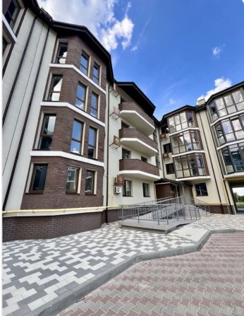 Без %, 3к, ЖК Family 2, Гатное, 85м2, кирпич, метро Теремки - фото 1