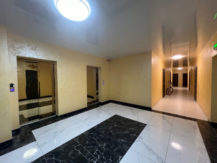 Без% Продається трикімнатна квартира в Park Plaza, Чабани, РОЗСТРОЧКА - фото 1
