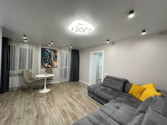 Продаж 3х к-ної квартири з ремонтом та тех-ю 81м2 Крюківщина Крюковщина