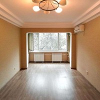 Продаж 1-к квартири бул. Миколи Міхновського 3а Киев