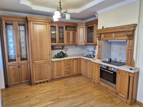 Продаж 3-к квартири вул. Кадетский Гай 6 Київ