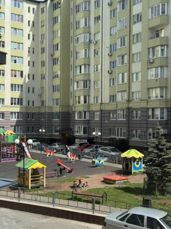 Однакомнатная квартира срочно продам Ново Петровцы  Смаральдовое мисто - фото 1