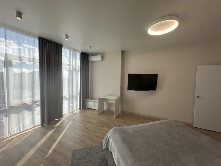 КВАРТИРА з ремонтом і технікою. Чабани. 50м2 - фото 1