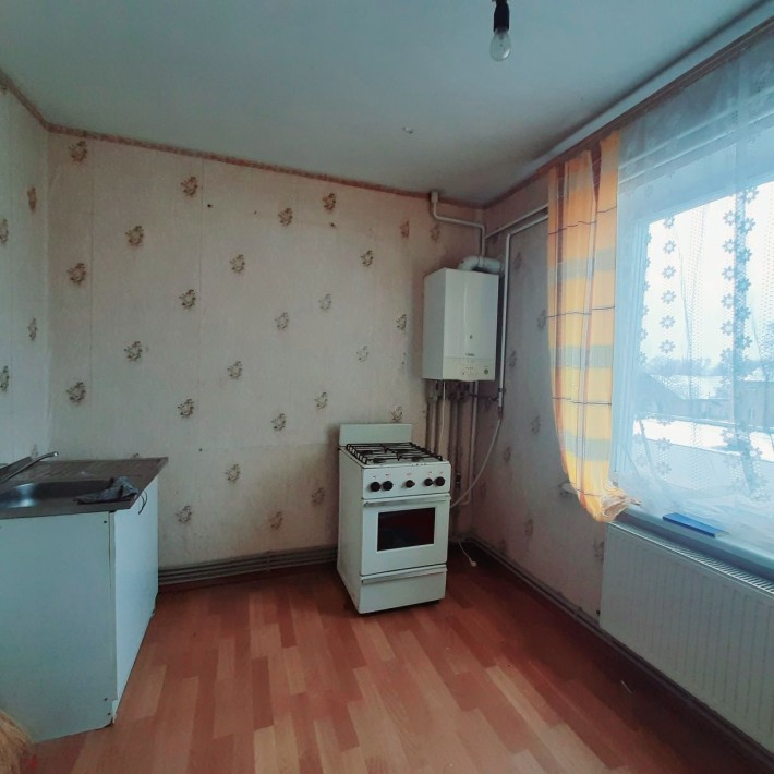 Продам 3-кімн. квартиру в Узині з автономним опаленням - фото 1