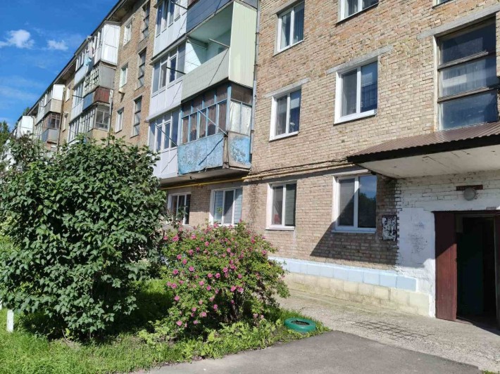 Продам 3 кім.квартиру в м. Узин - фото 1