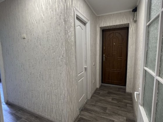 Ексклюзив. Продам 1 кімнатну квартиру з ремонтом в місті Узин Узин