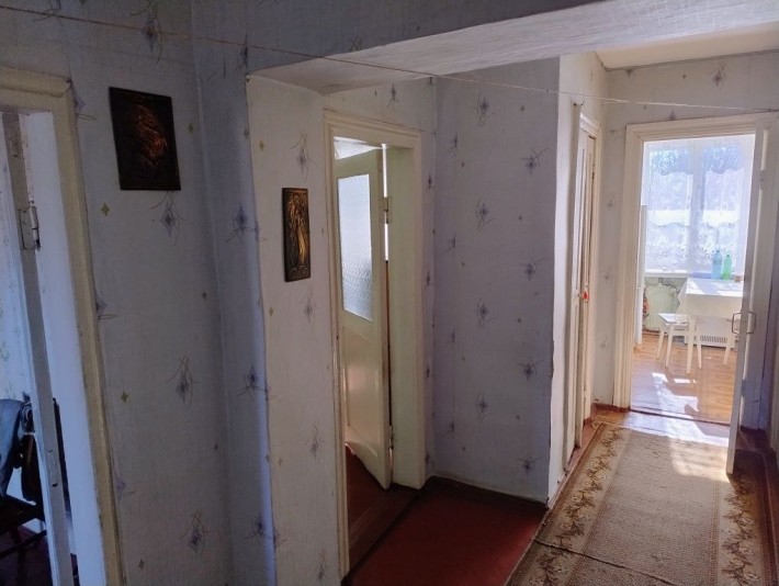Продам 3-кімнатну квартиру - фото 1