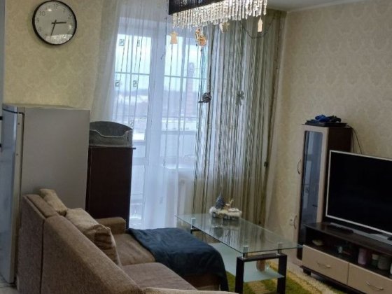 Продам 2 рівневу квартиру Зазим'я Броварський район. Зазим'я