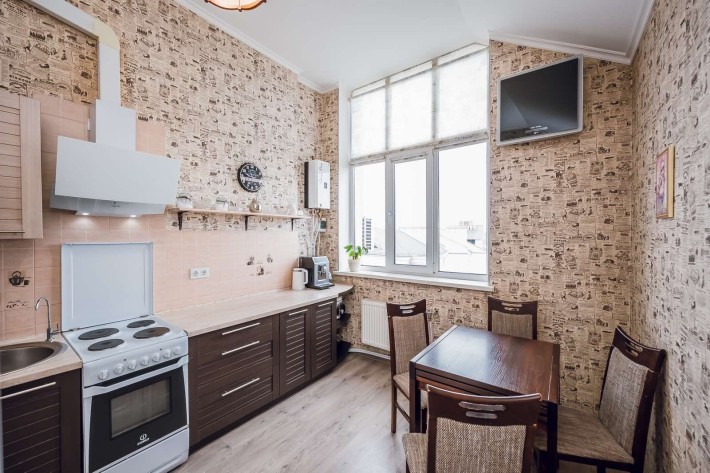 Продам 2к кв, 75м2,  с. Чубинське вул. Яблунева - фото 1