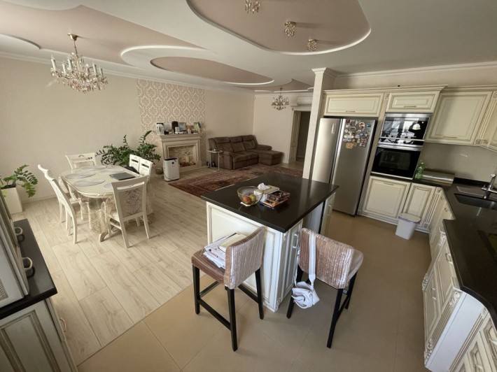 Продаж 3-к Жк «Чайка» вул.Валерія Лобановського,19 Село Чайки - фото 1